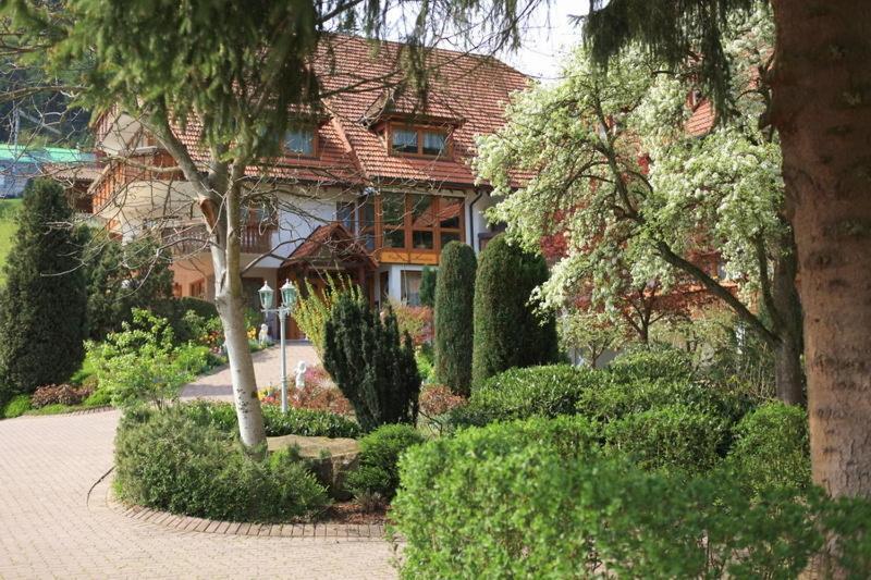 Hotel Garni Cafe Schacher Oberwolfach Exterior photo